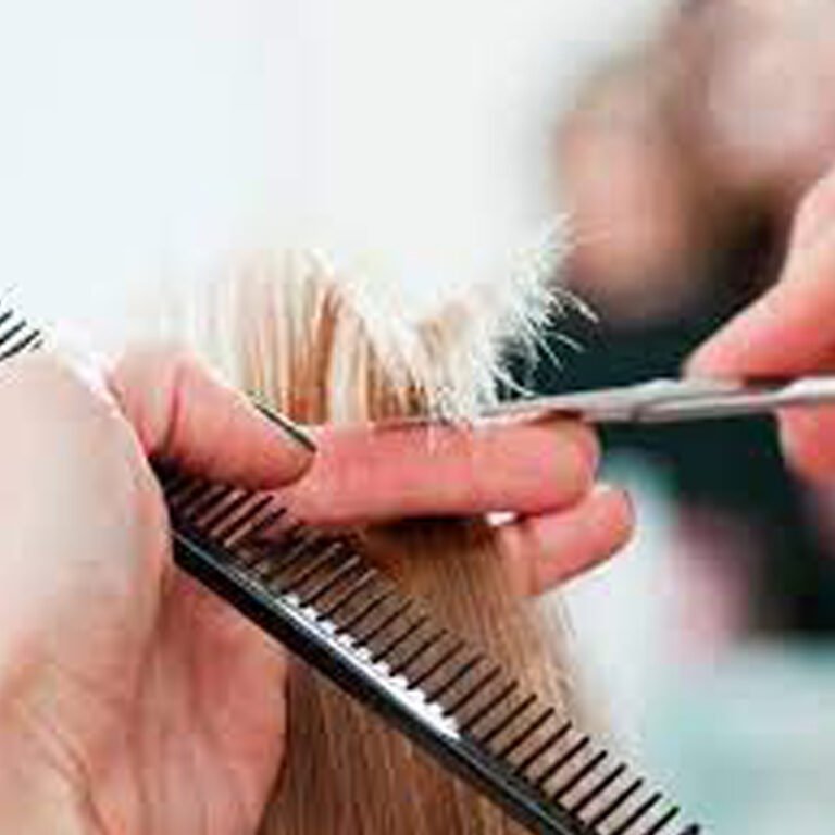 Taglio capelli impianti
